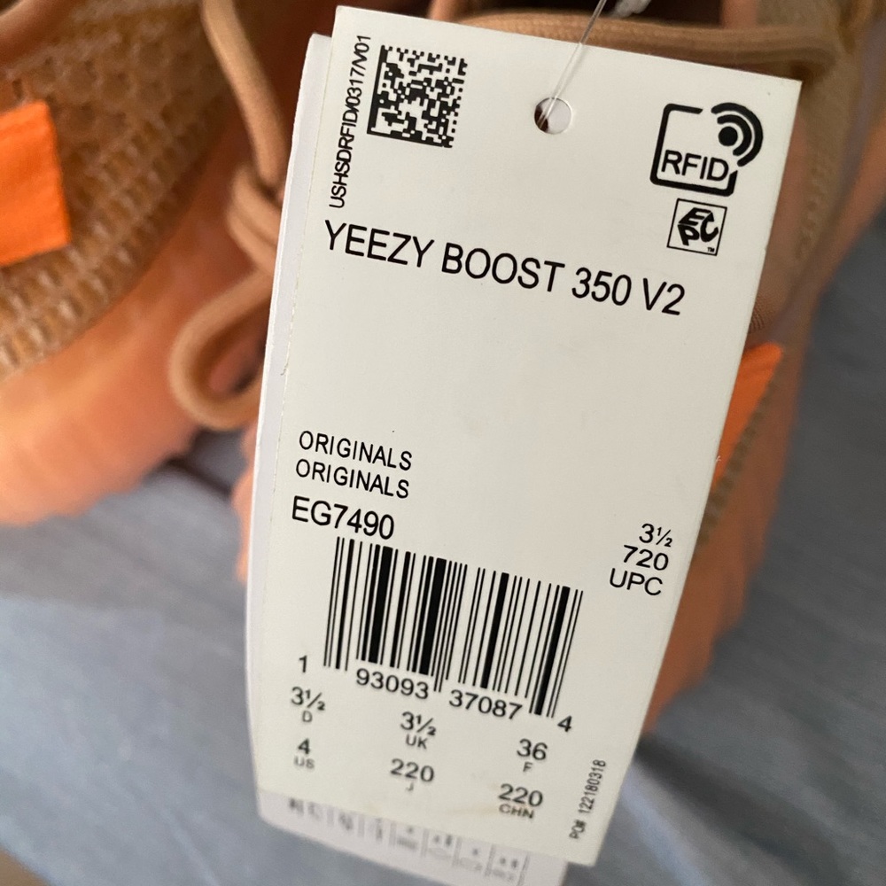 Replica Clay Yeezy 350 Boost
